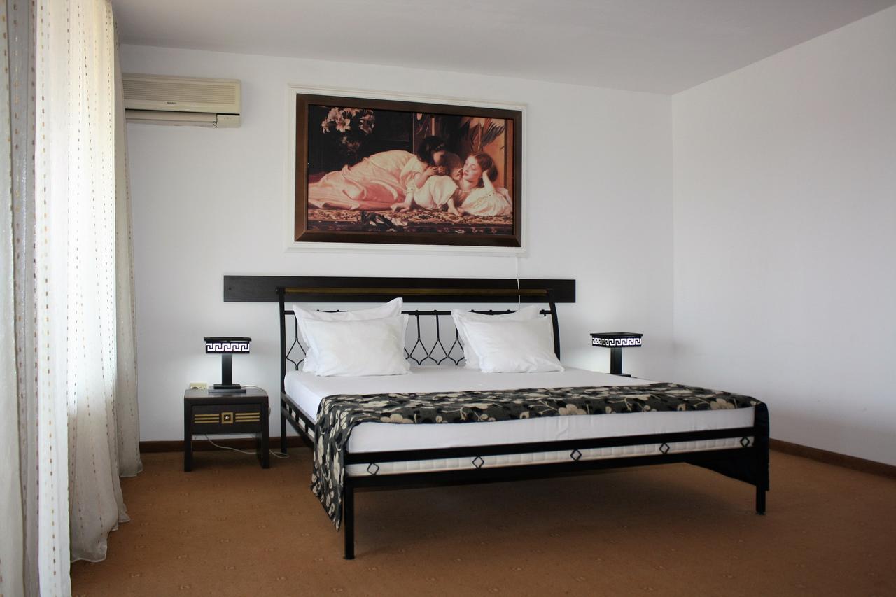 Hotel Villa Verde Gulubovo  Экстерьер фото